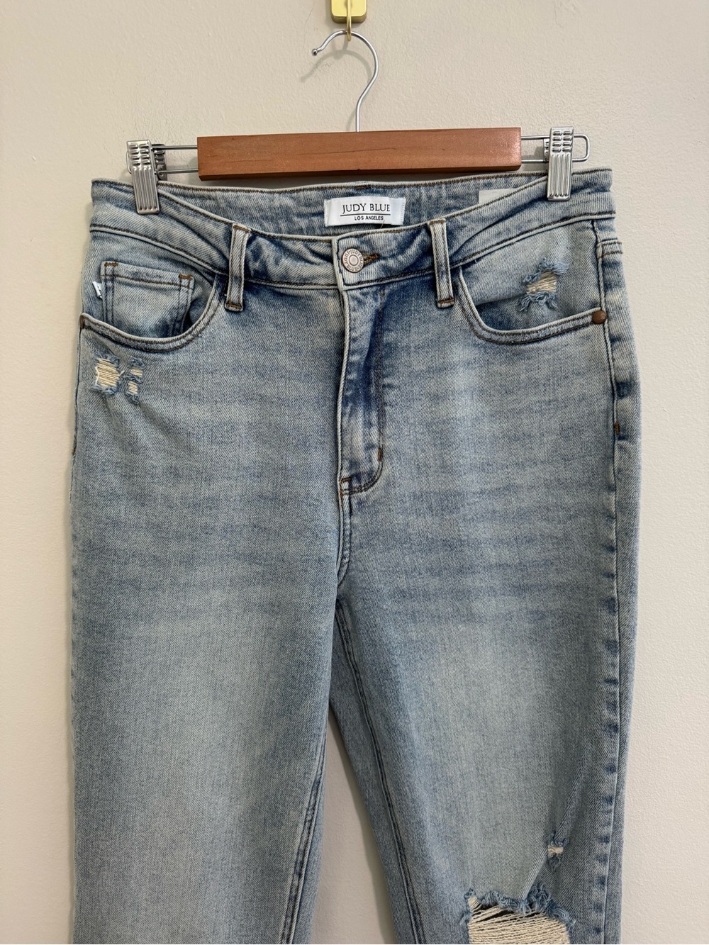 Judy Blue Split Hem Straight Leg Jeans - Picture 4 of 9